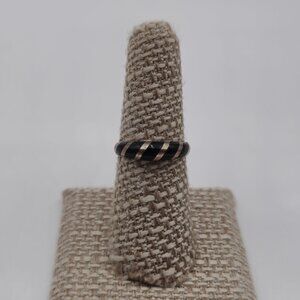 Size 7 Silver And Copper Tone Black Inlay Ring A3039